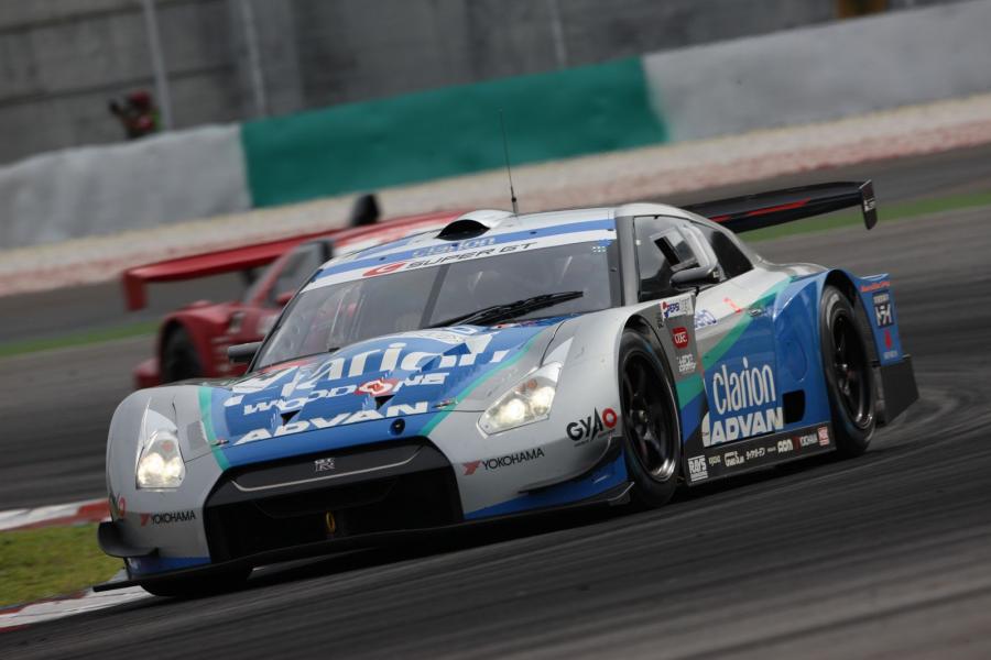  Nissan GT-R 2008 года  (фото 5 из 71)